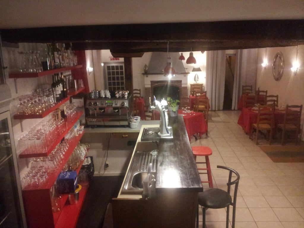 Hotel Restaurant Henri IV 欧兹 外观 照片