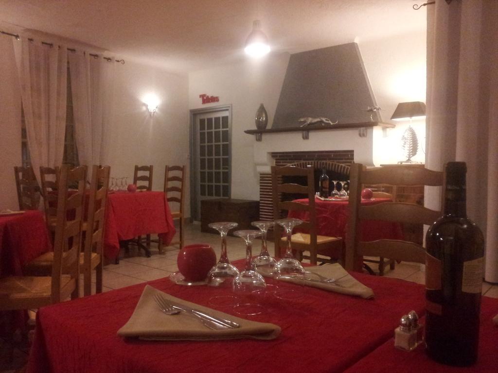 Hotel Restaurant Henri IV 欧兹 外观 照片